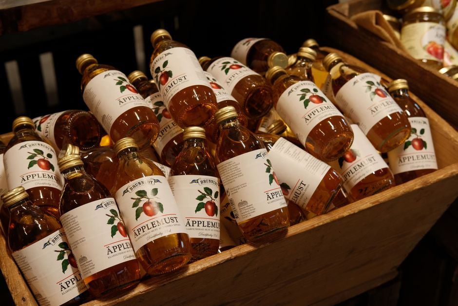 bottled apple juice