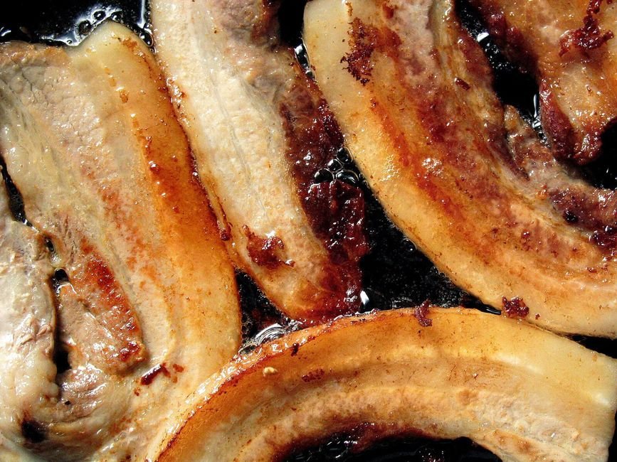 cooked bacon