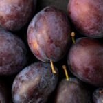 Plum nutrition facts