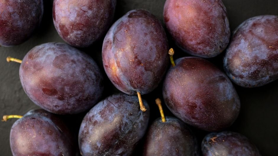 Plum nutrition facts