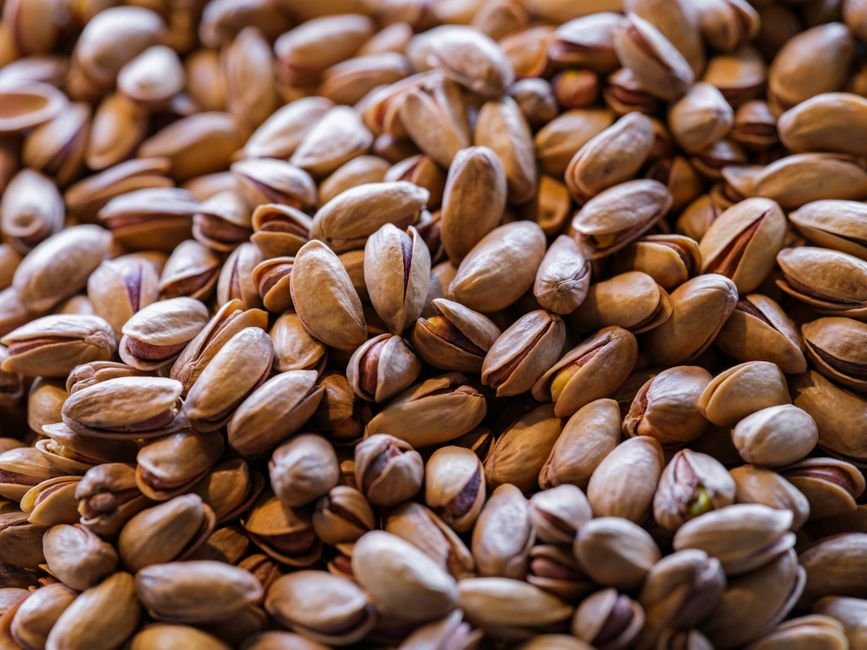 Pistachios nutrition facts