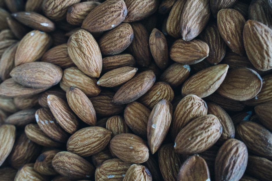 Almonds nutrition facts