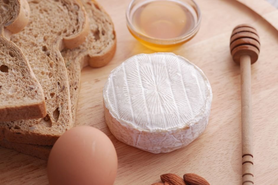 Brie nutrition facts
