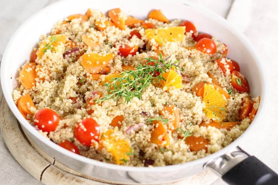 Quinoa vs brown rice protein per serving